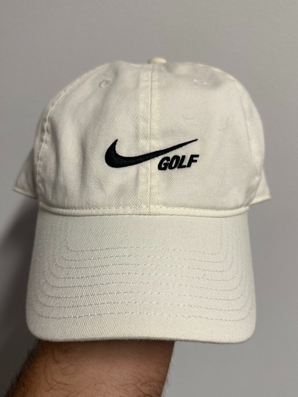 Nike Golf White Strapback Hat Dri-Fit Heritage86 Adjustable